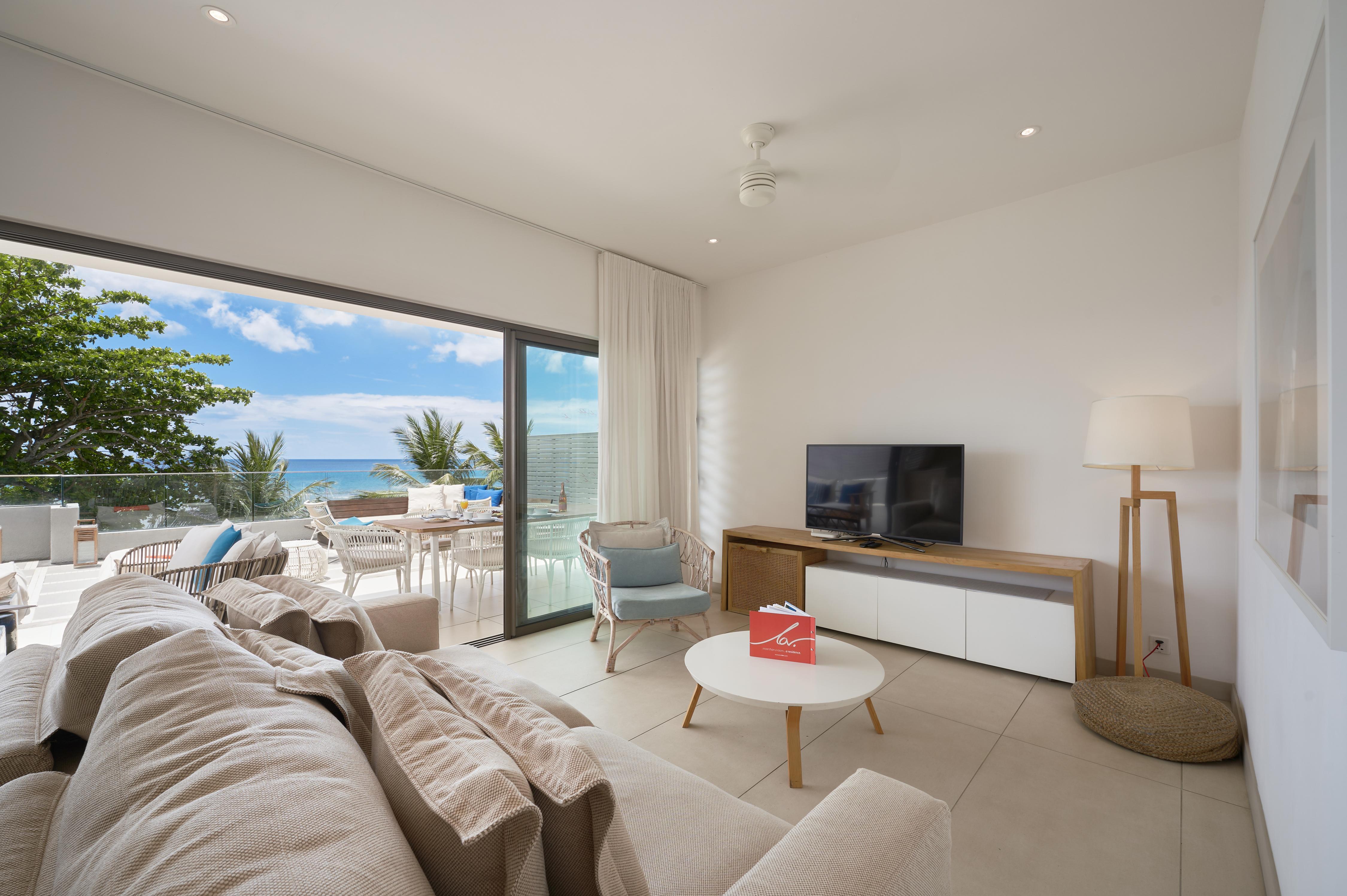 Les Estivales Beachfront Suites & Penthouses with LOV - Tap to explore photos