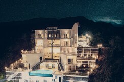 Le Collines Resort