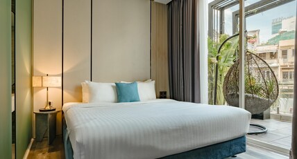 Cicilia Saigon Center Room Type - Premium Deluxe City View with Balcony