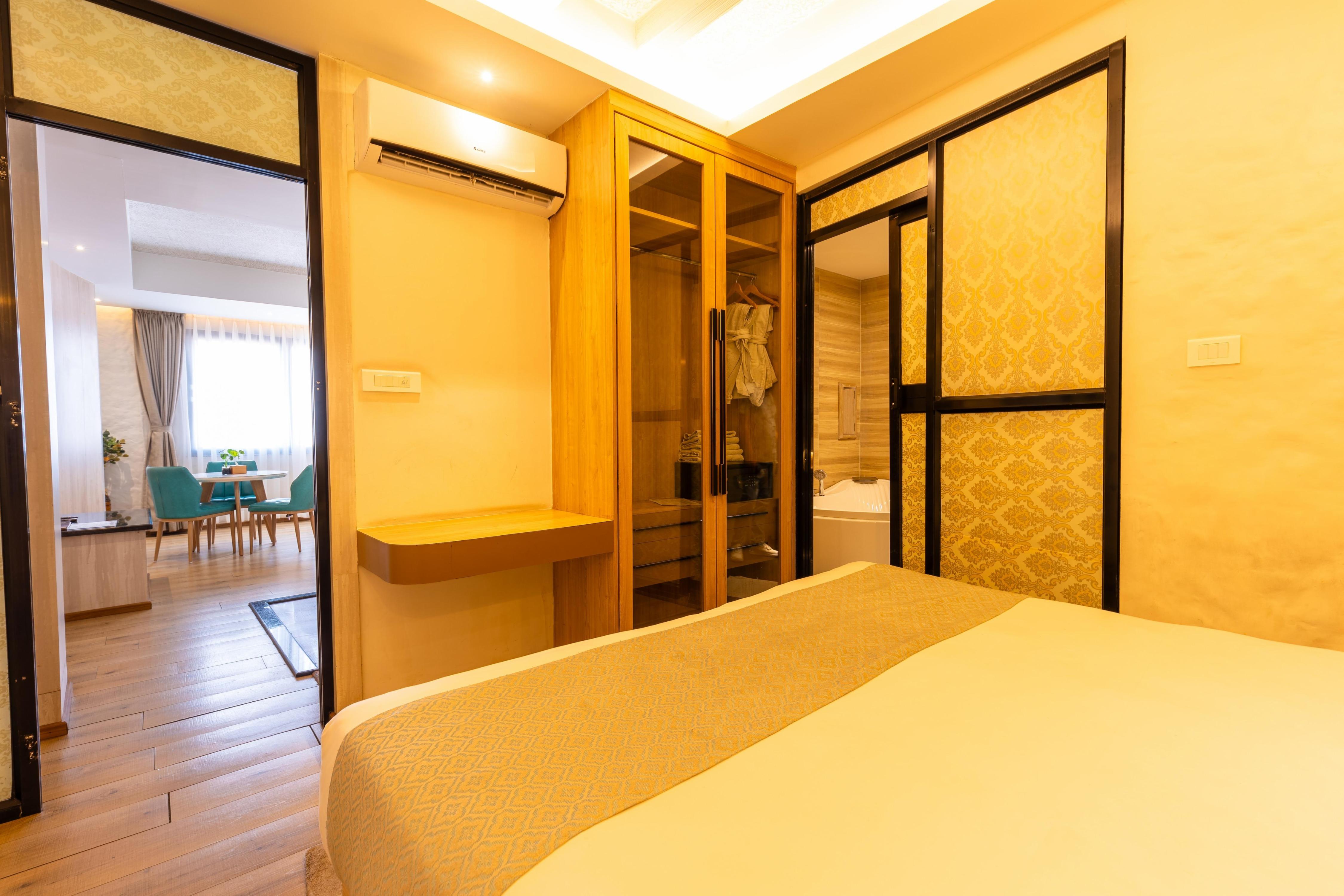 Arushi Boutique Hotel - Tap to explore photos