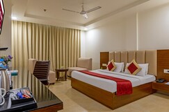 Hotel Grand 81