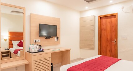 MJ Ghai Residency Room Type - Executive Room with Working Desk (No Window Room) MJ Ghai Residency Room Type - Executive Room with Working Desk (No Window Room)
