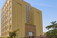 Ginger Greater Noida, Pari Chowk