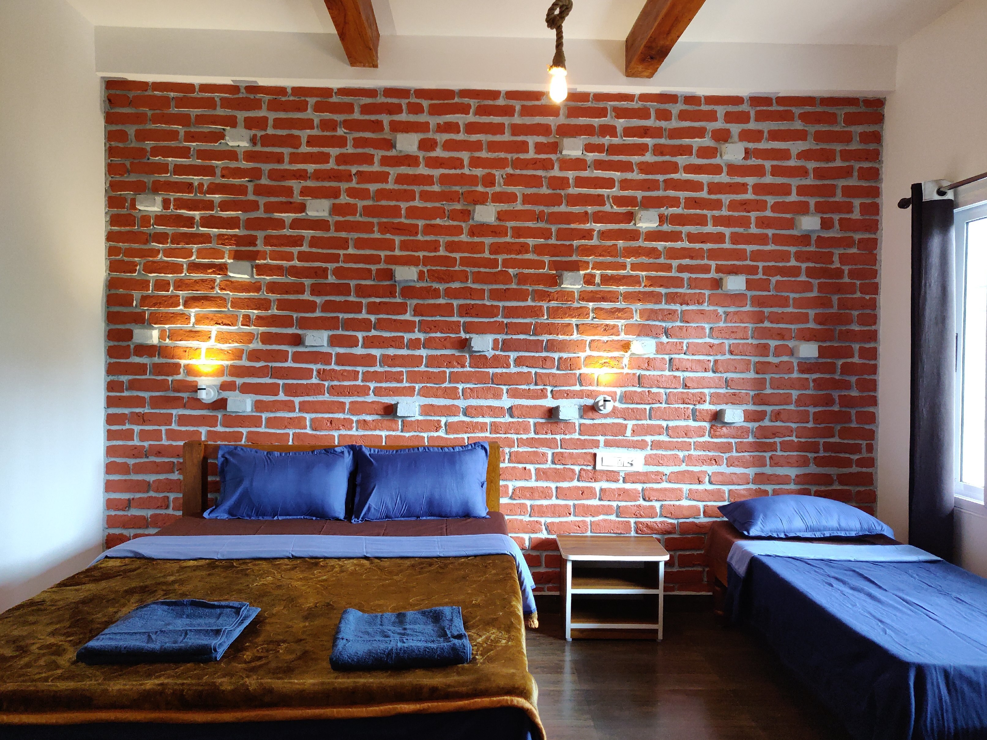 The Coffees homestay - Tap to explore photos