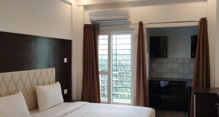 The Grace | A Luxury Accommodation | 500 Mtrs From AIIMS Room Type - Deluxe Double Bed Room with Balcony