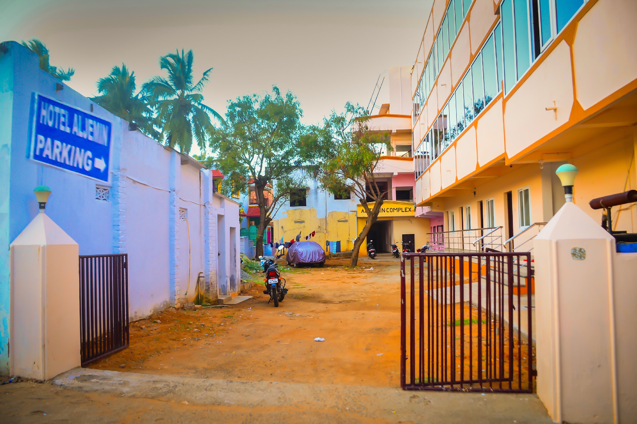 Hotel Aljemin - Tap to explore photos