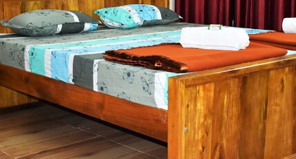 Viraz Valley Room Type - AC Double Deluxe room