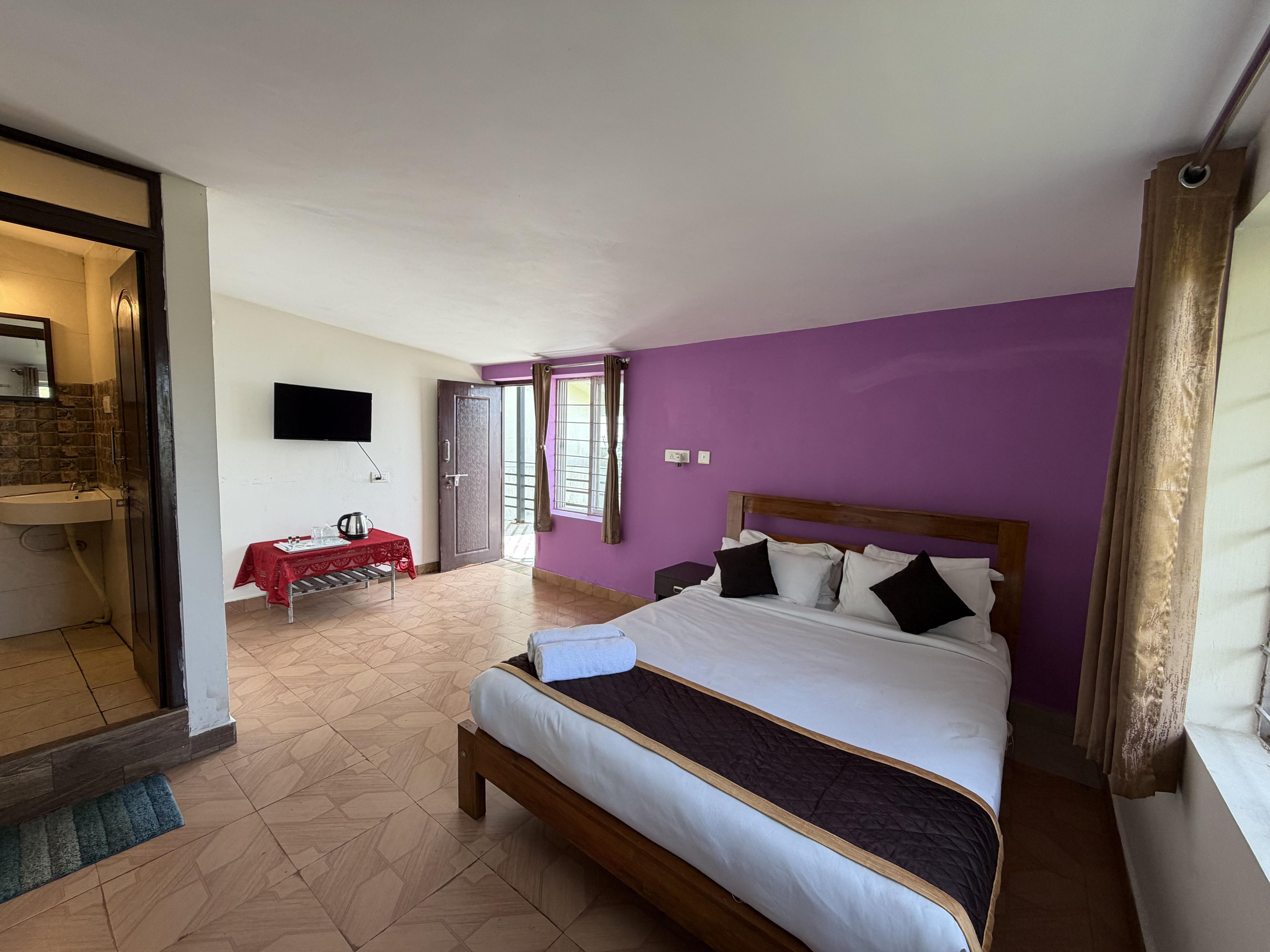 Kollanoor Guest House | Rooms & Suite - Tap to explore photos