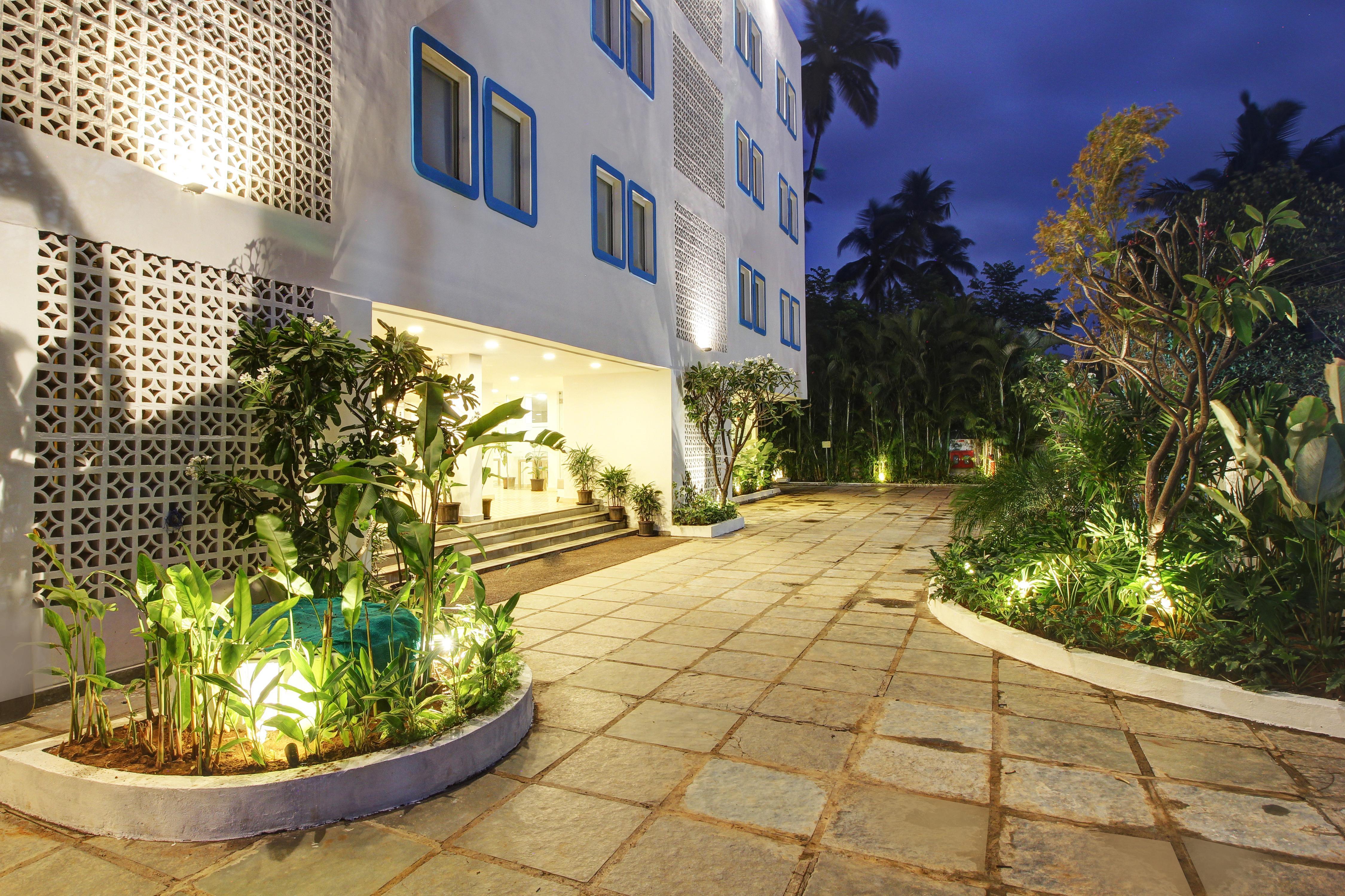 Hotel Vilmaris Breeze - Tap to explore photos