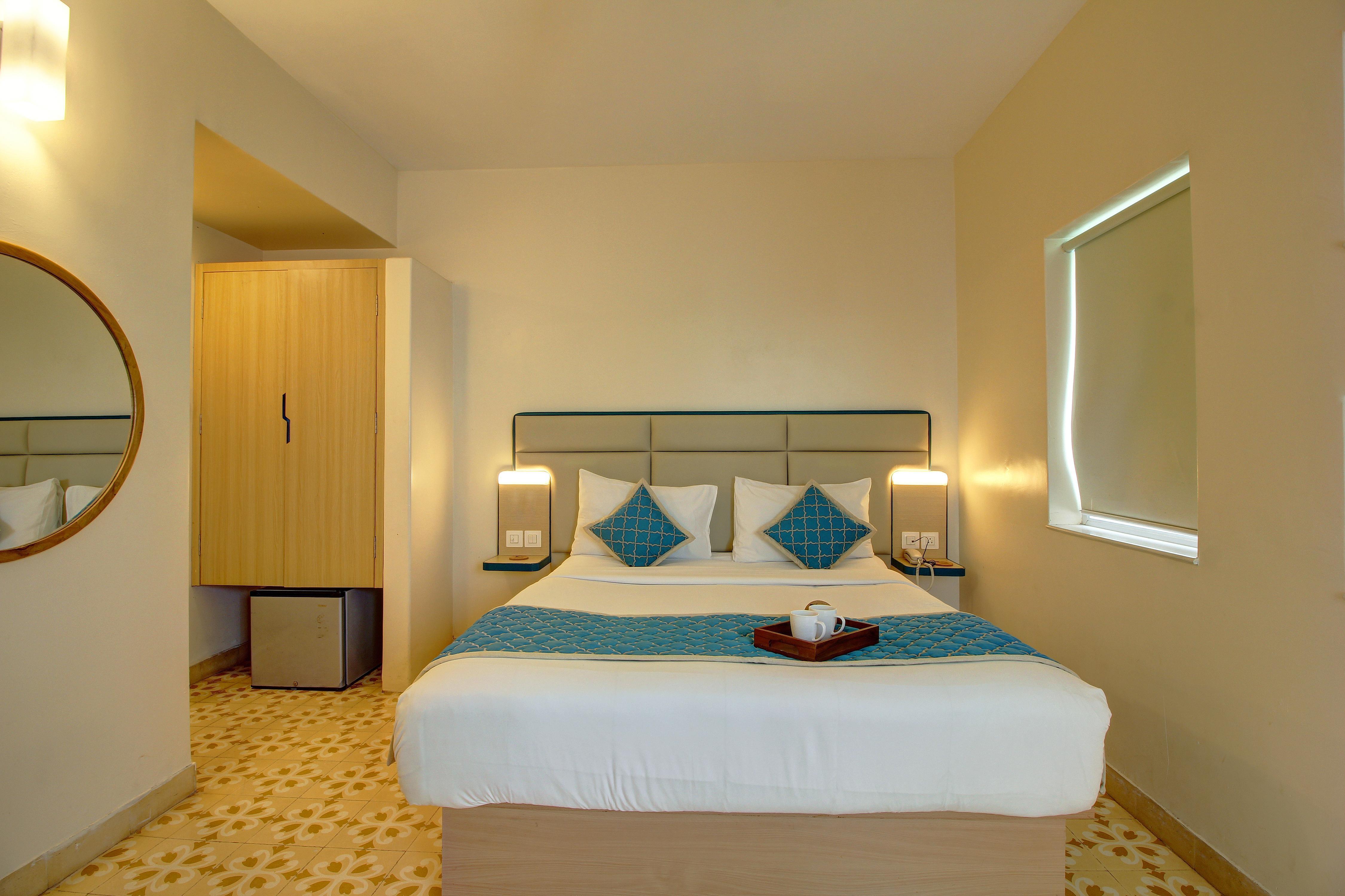 Hotel Vilmaris Breeze - Tap to explore photos