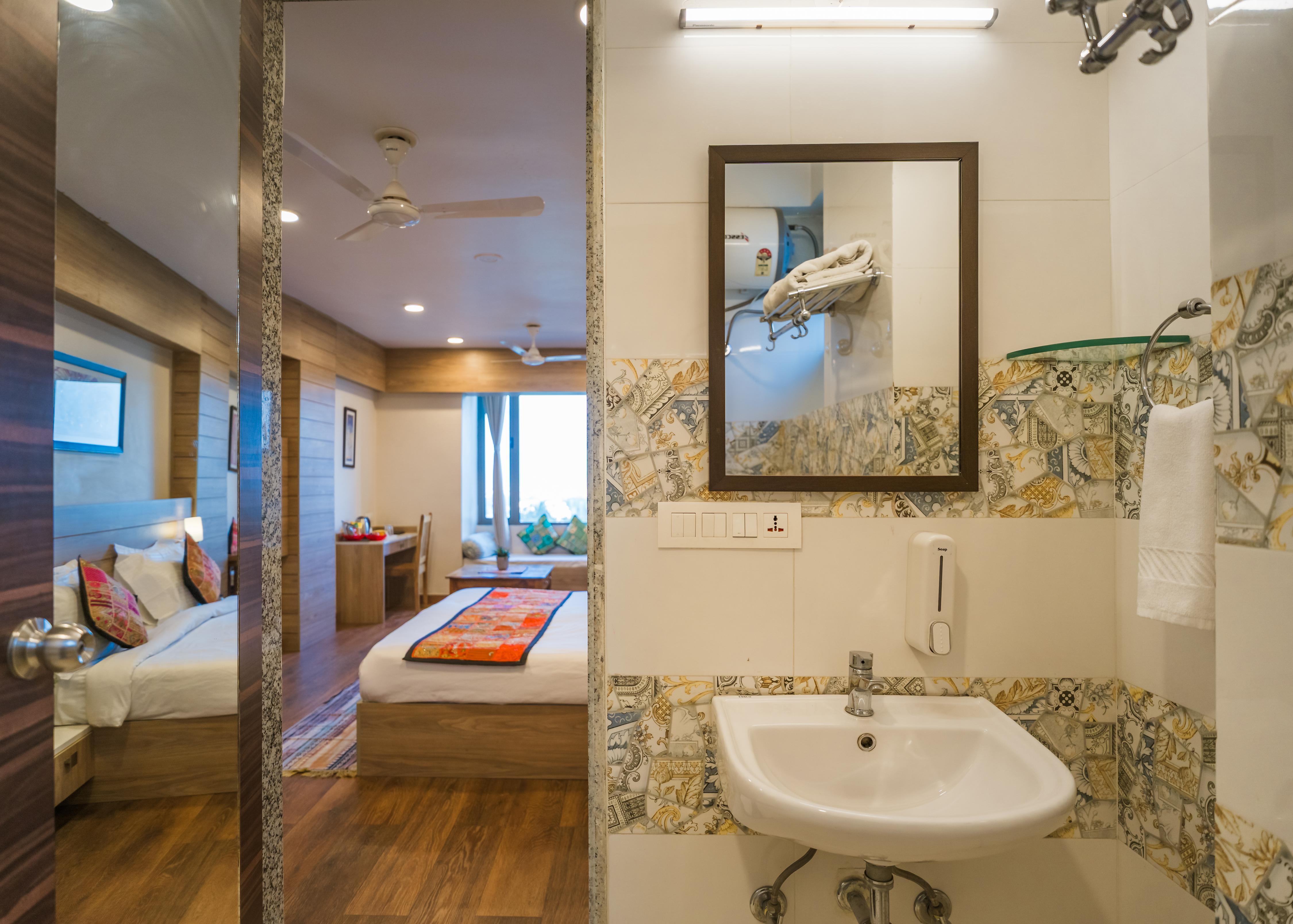 Tripli Hotels WonderCliff - Tap to explore photos