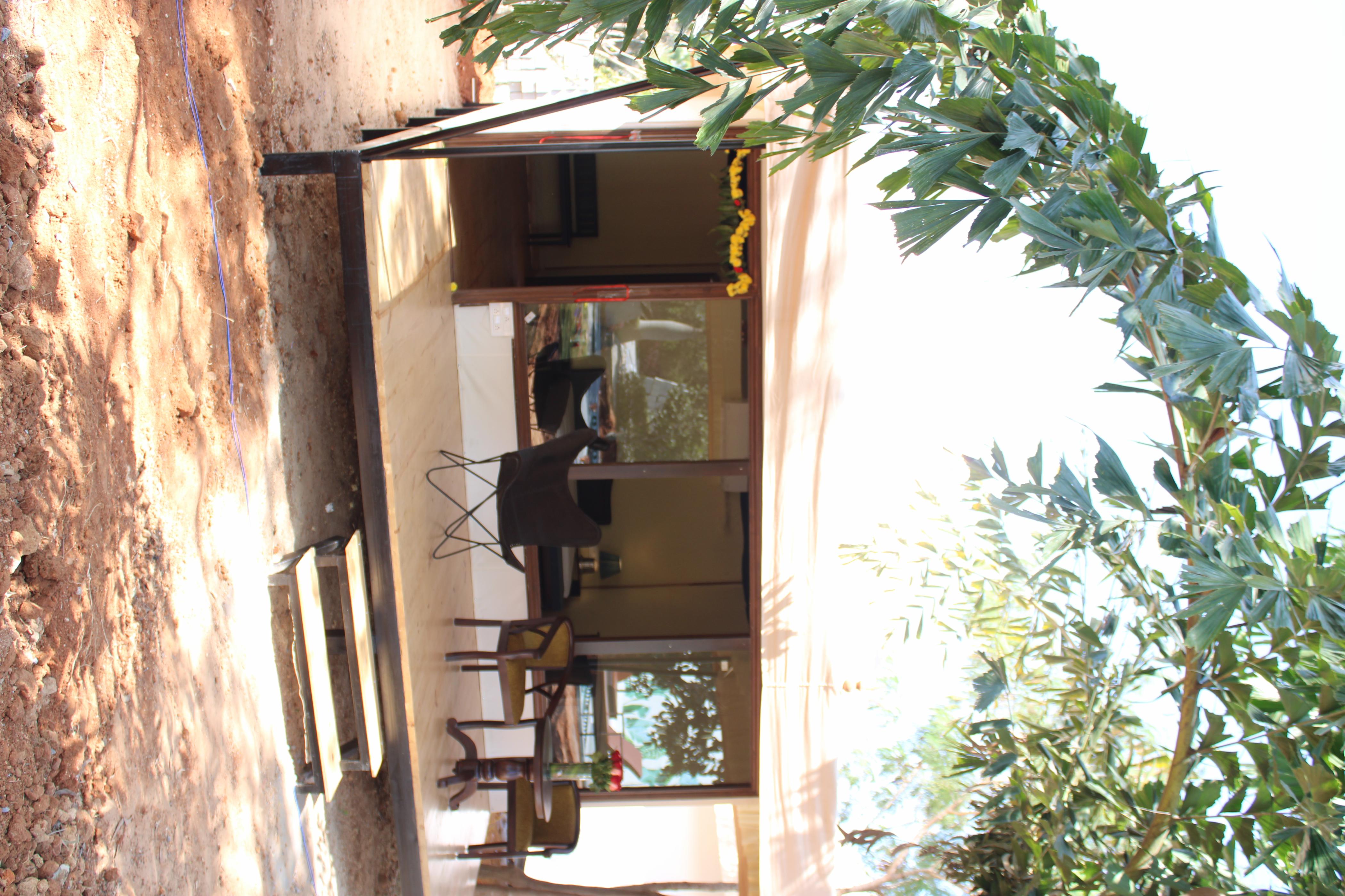 16 Bedouin - Tap to explore photos