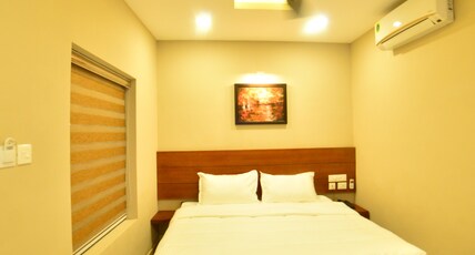 Hotel Priya Room Type - Deluxe A/C