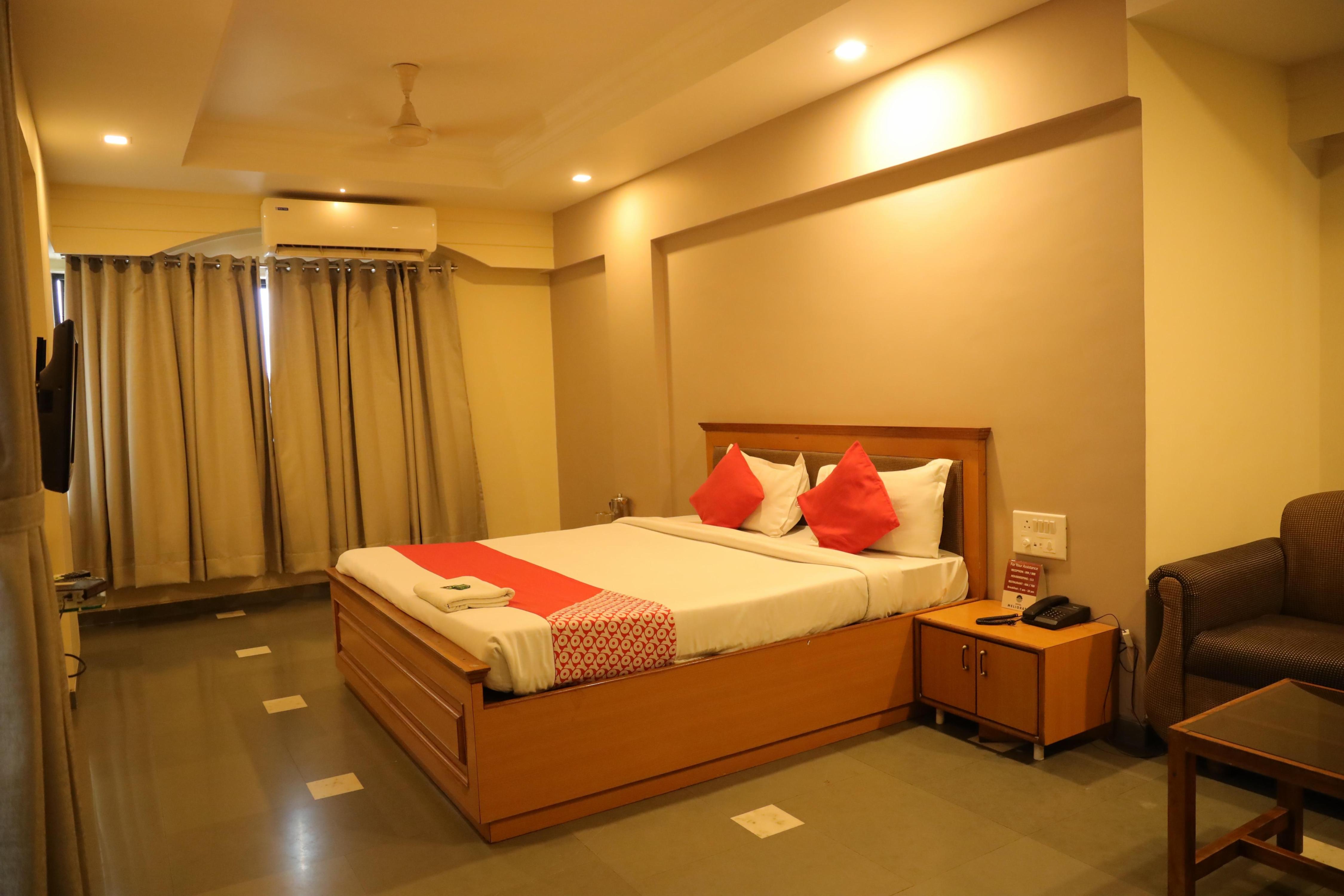 Hotel Ratnalok Room Type - Deluxe Suite