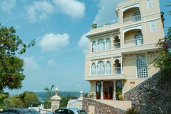 BURJ Baneria - A Boutique Homestay