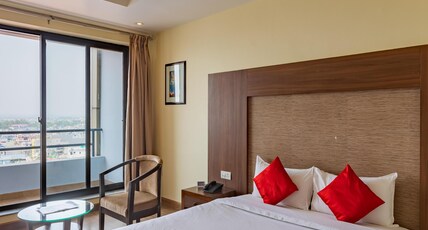Hotel Verandah Room Type - Deluxe Balcony Queen Single