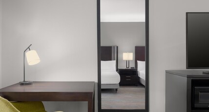 Hampton Inn Pleasanton Room Type - 2 QNS HEARING ACC NOSMOK