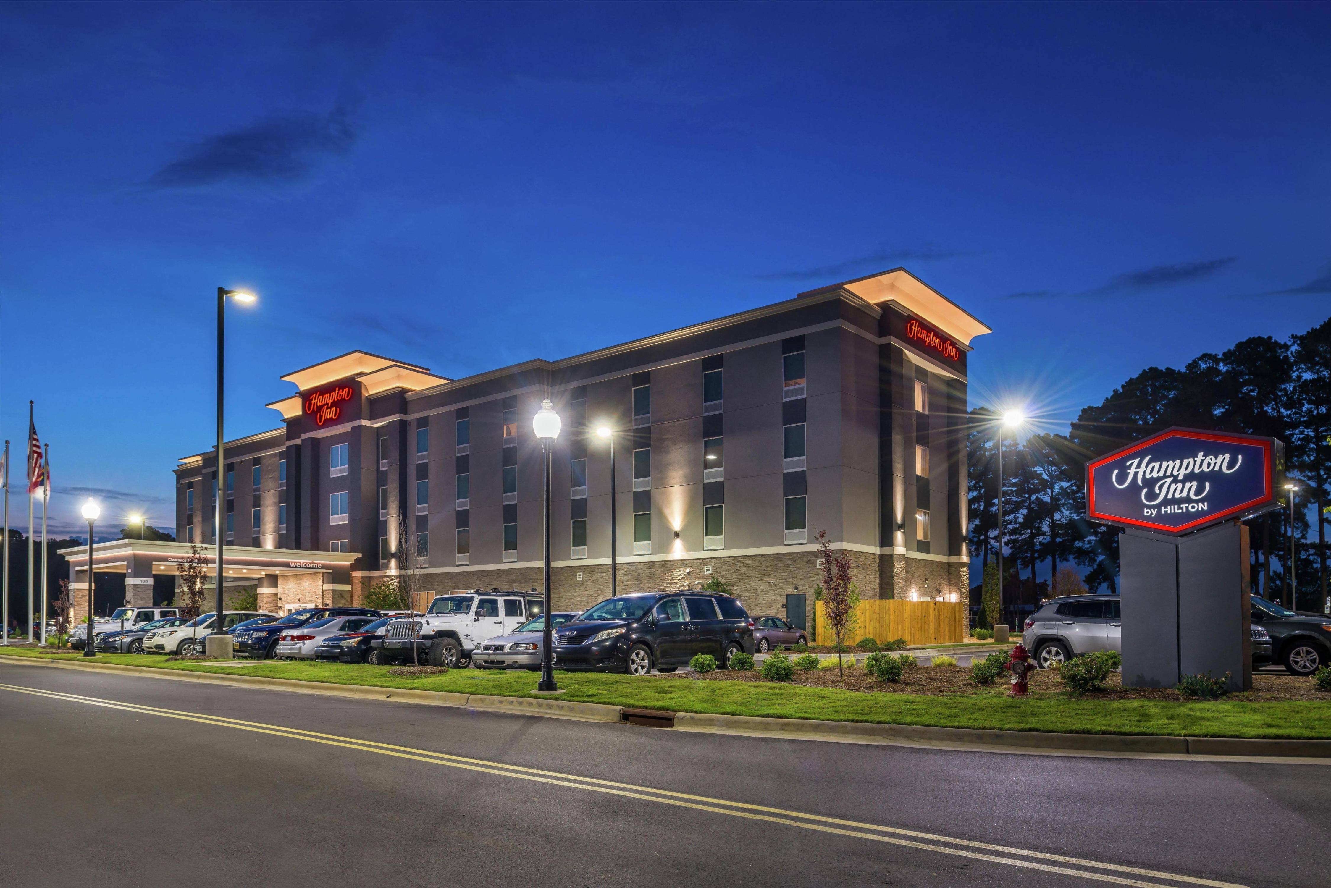 Hampton Inn by Hilton Benson - Tap to explore photos