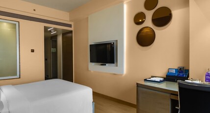 Radisson Blu Towers Kaushambi Delhi NCR Room Type - Superior Room (King or Twin ) Radisson Blu Towers Kaushambi Delhi NCR Room Type - Superior Room (King or Twin )
