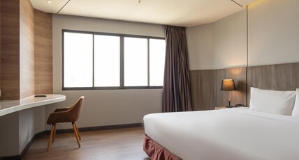 Jazzotel Bangkok Room Type - Deluxe King Room