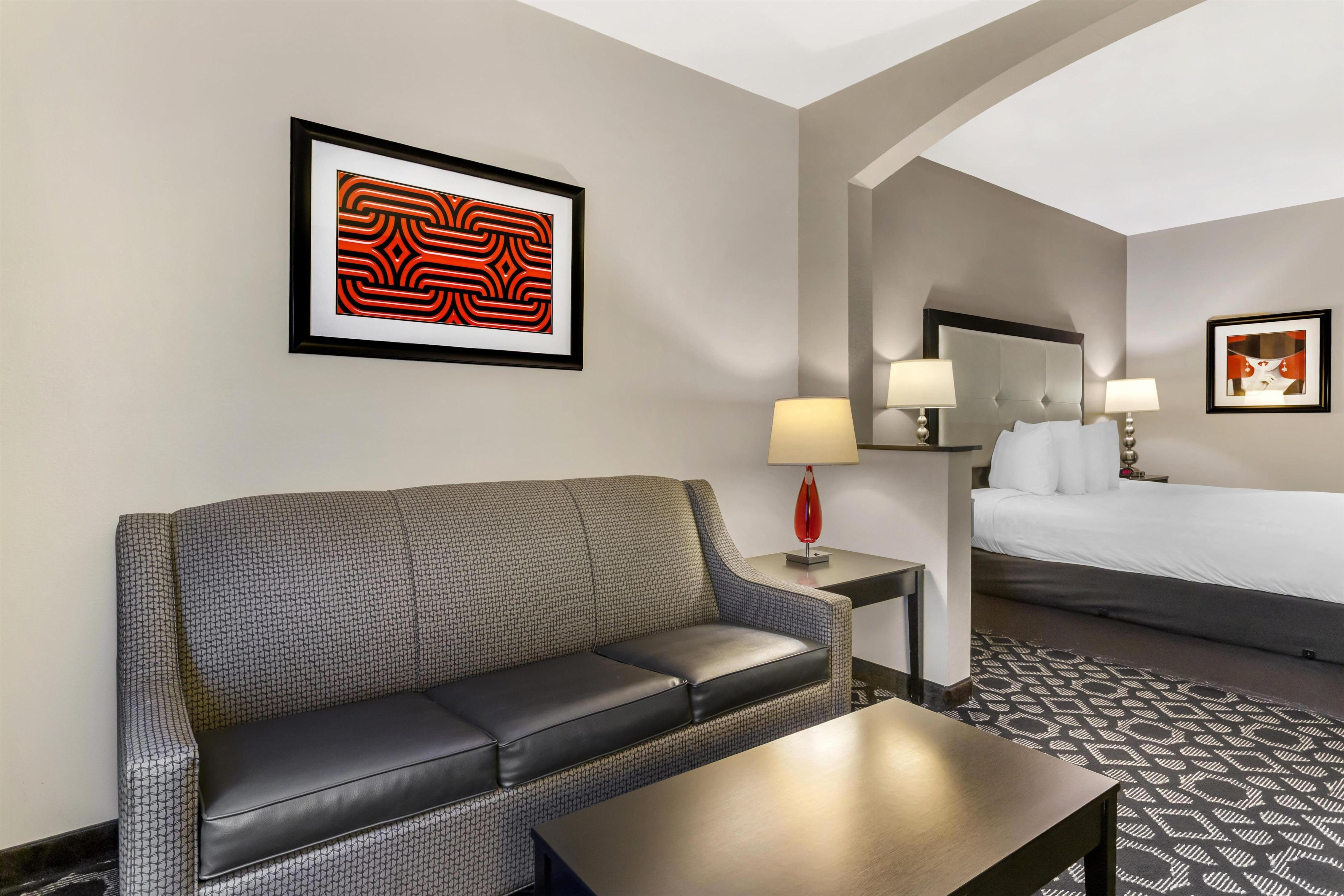 Best Western Plus Laredo Inn & Suites Room Type - Accessible - Suite 1 King Bed, Non-Smoking, Communication Assistance, Sofabed, Microwave And Mini-Re Best Western Plus Laredo Inn & Suites Room Type - Accessible - Suite 1 King Bed, Non-Smoking, Communication Assistance, Sofabed, Microwave And Mini-Re