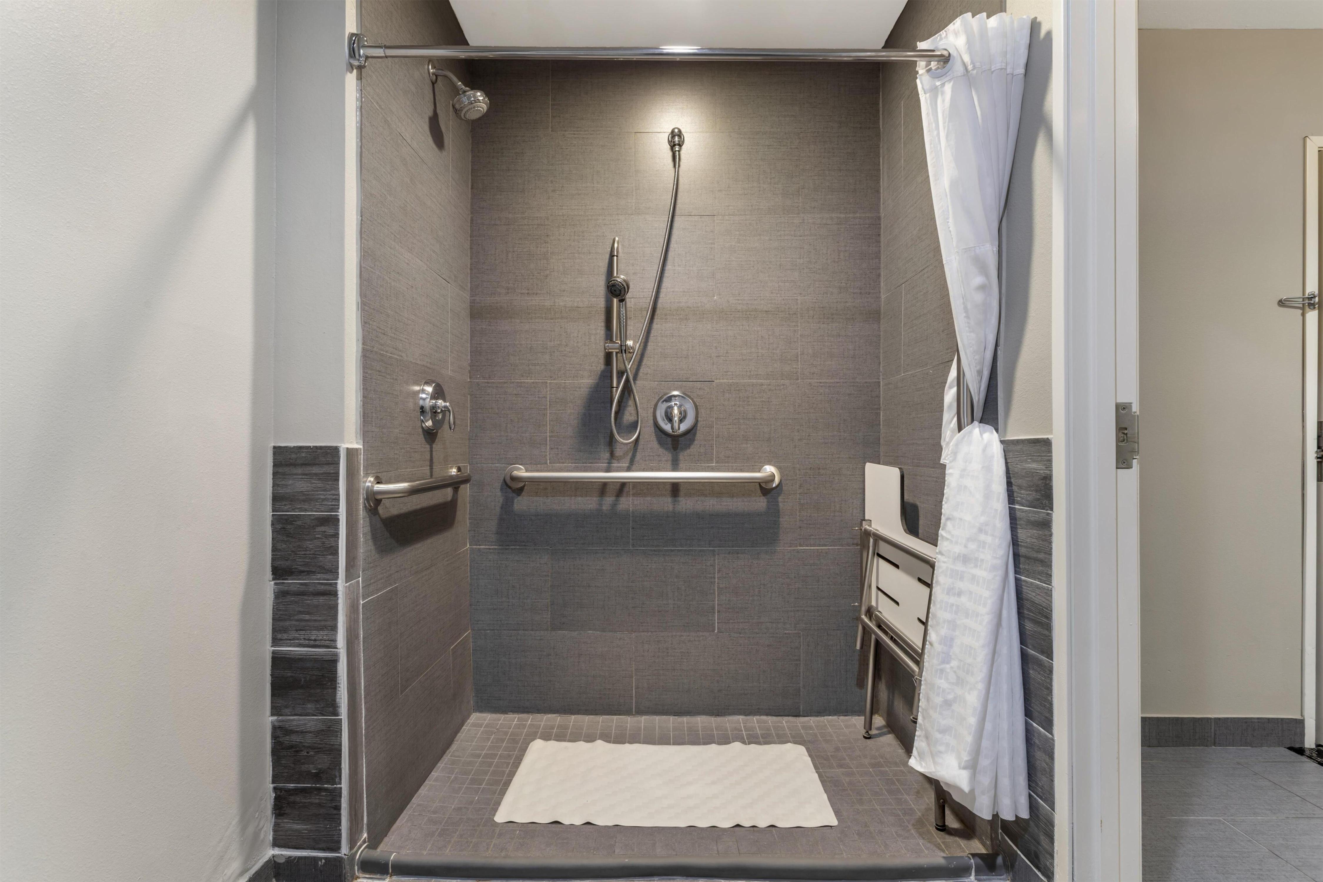 Best Western Plus Laredo Inn & Suites Room Type - Accessible - 1 King, Mobility Accessible, Roll In Shower, Non-Smoking, Full Breakfast Best Western Plus Laredo Inn & Suites Room Type - Accessible - 1 King, Mobility Accessible, Roll In Shower, Non-Smoking, Full Breakfast