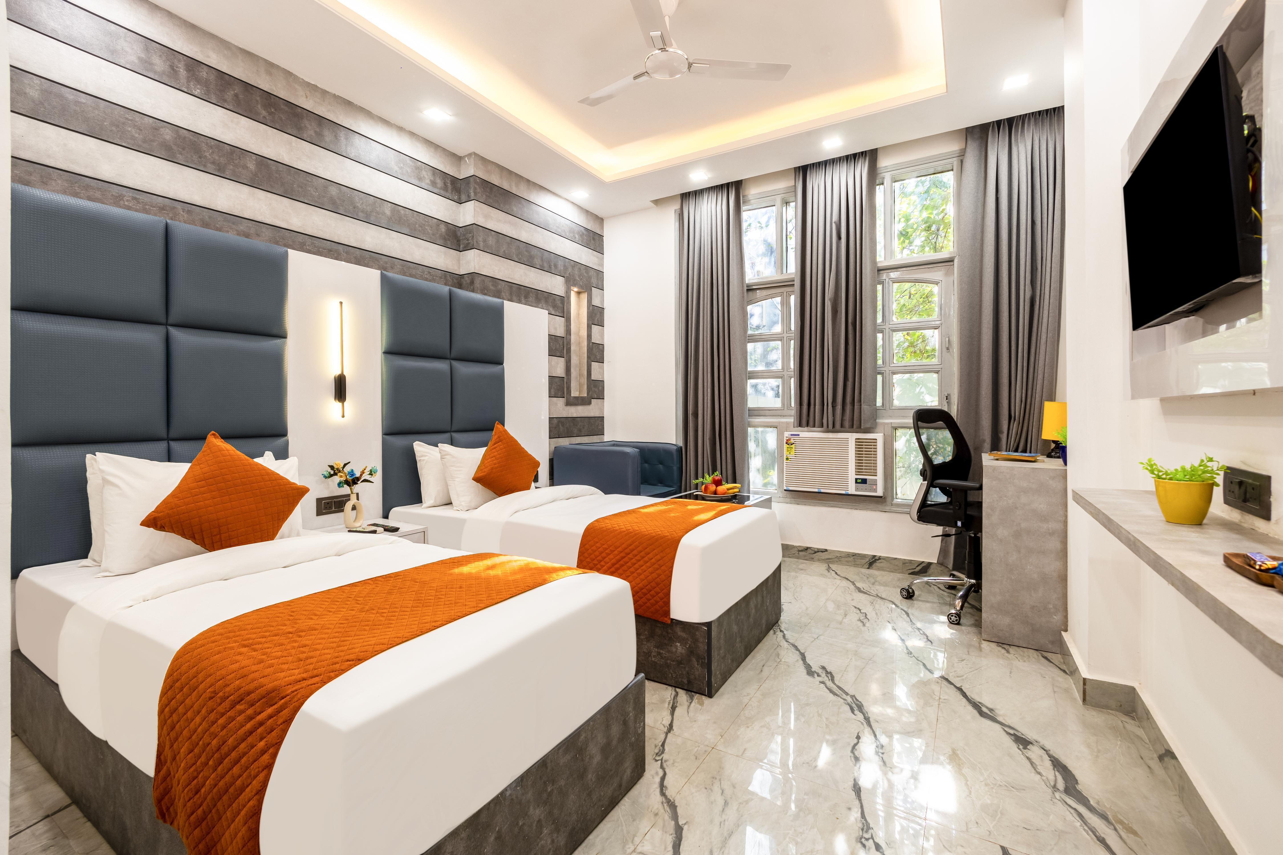 MS Regency by Golden Tree @ karol Bagh Room Type - Superior Room with Garden View MS Regency by Golden Tree @ karol Bagh Room Type - Superior Room with Garden View