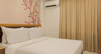 Country Inn Smart Stays Room Type - Deluxe Room