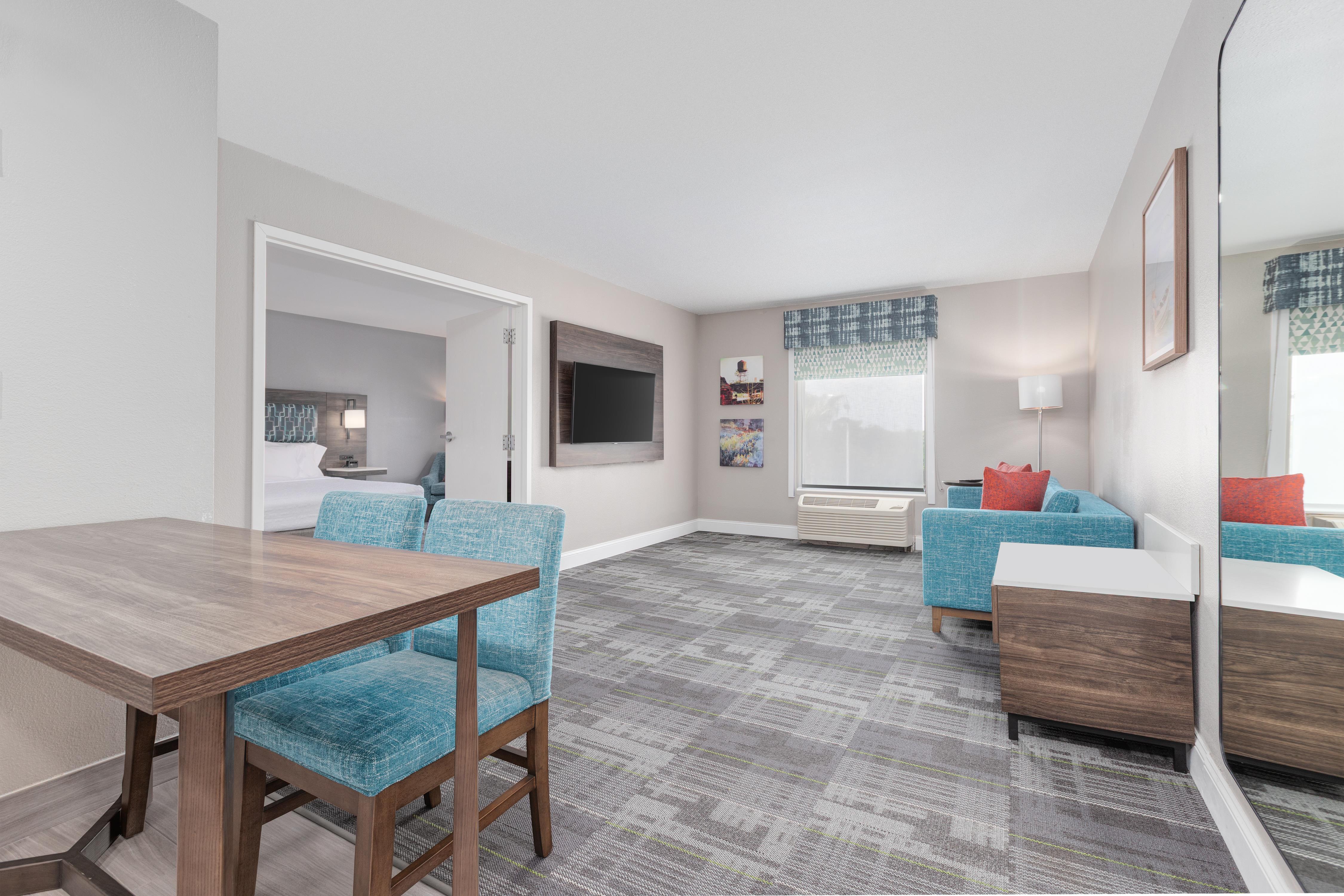 Hampton Inn Houston-Deer Park Ship Area - Tap to explore photos