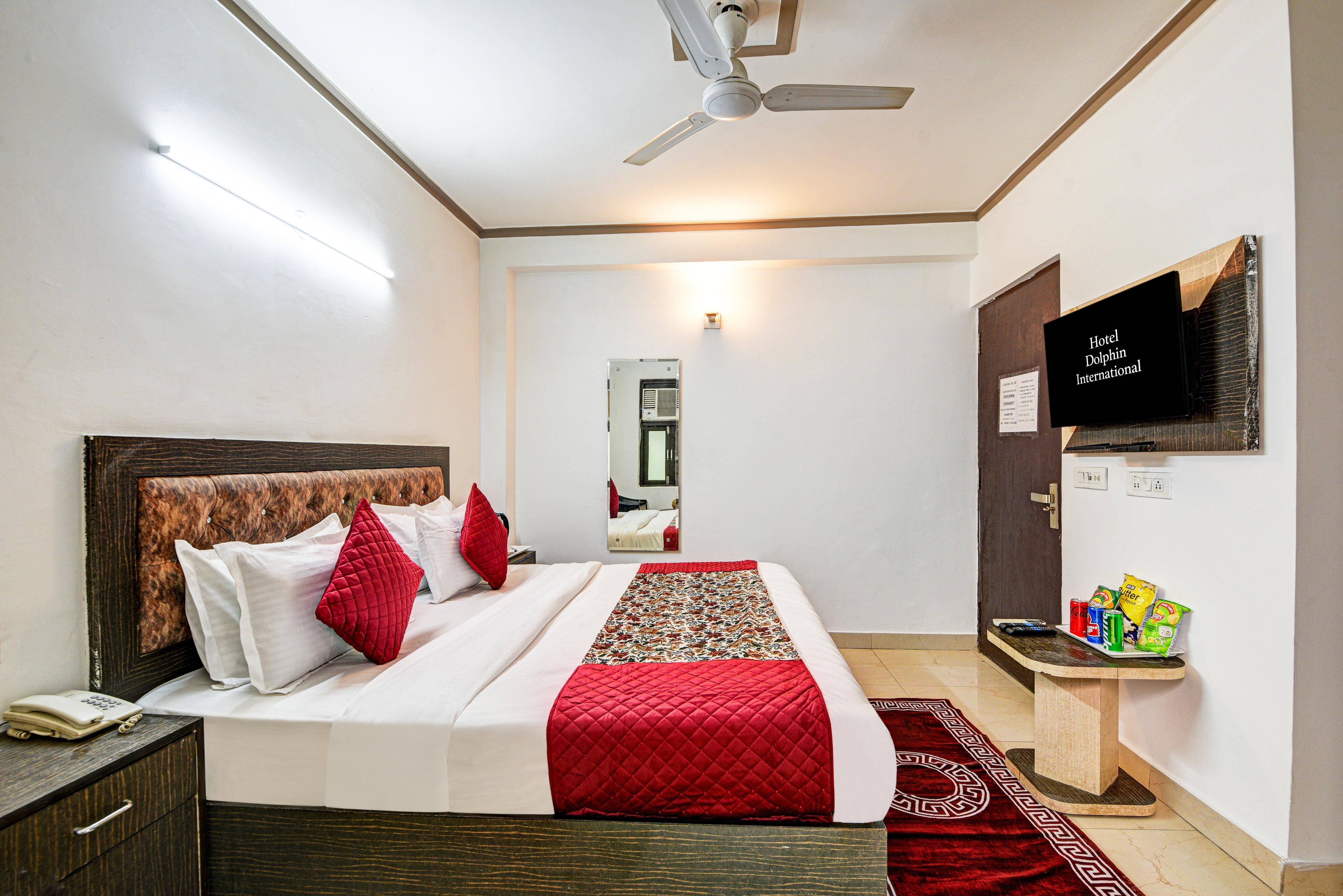 Hotel Dolphin @ Delhi Airport - Tap to explore photos