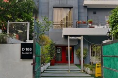 Hotel Admire Inn Sector-51 by ASPL