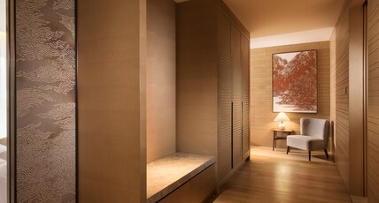 Conrad Hangzhou Tonglu Room Type - QUEEN DOUBLE DELUXE RM