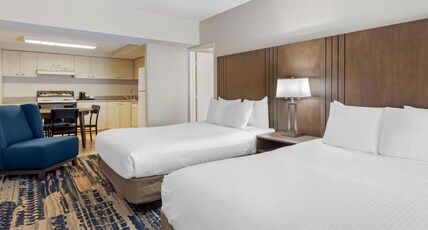 Best Western Of Clewiston Room Type - Suite-2 Rooms 3 Beds, Non-Smoking, Spa Tub, Full Kitchen, Microwave And Refrigerator, High Speed Int Best Western Of Clewiston Room Type - Suite-2 Rooms 3 Beds, Non-Smoking, Spa Tub, Full Kitchen, Microwave And Refrigerator, High Speed Int
