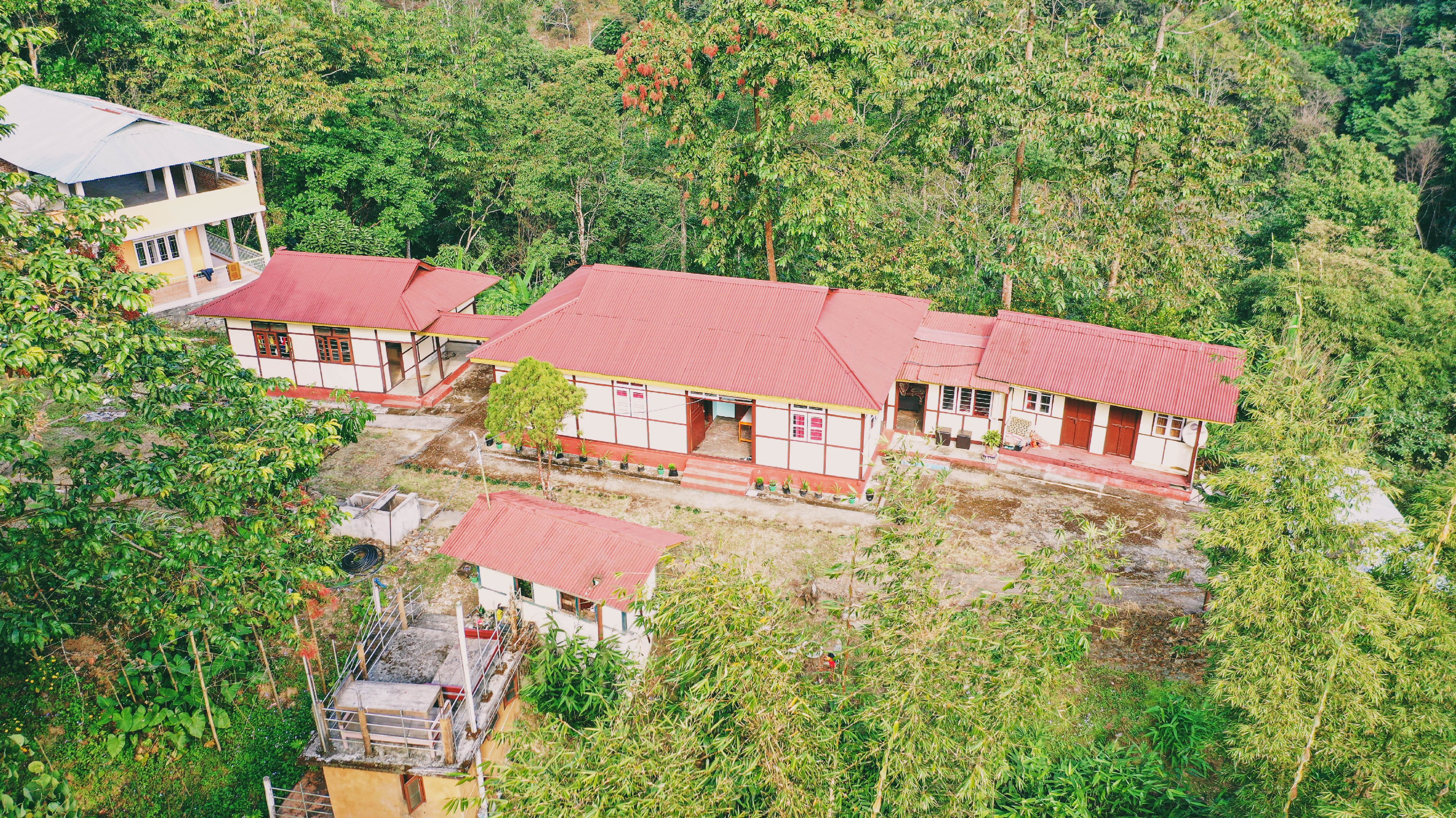 Kalikhola Homestay - Tap to explore photos