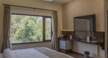 Hotel Stay Casa Room Type - Deluxe Room (Free Gym)