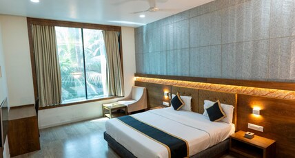 The Grand Astoria Somnath By Shivalaya Darshanam Room Type - COMFORT ORCHID VIEW