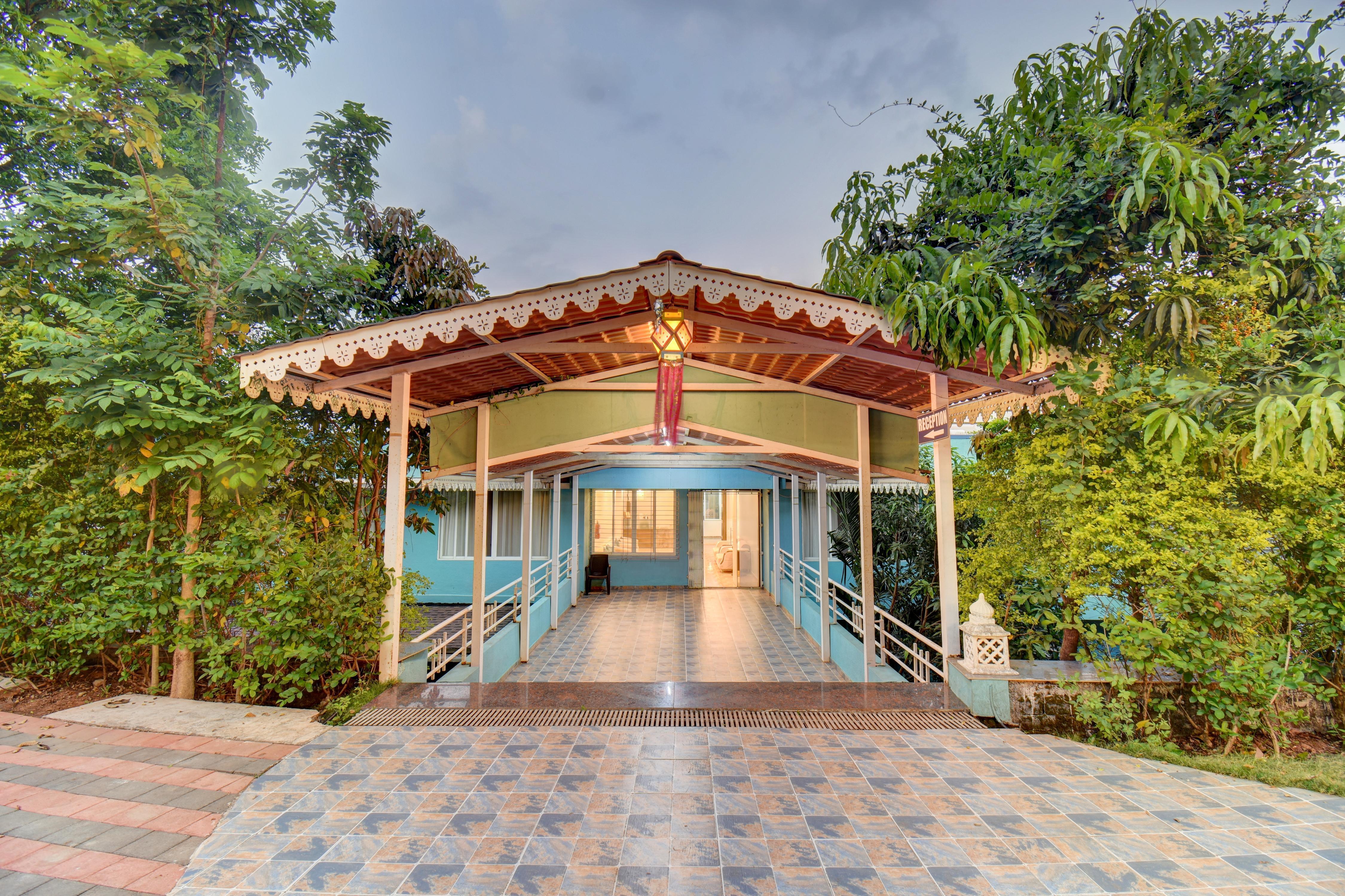 FOUR SEASONS RESORTS