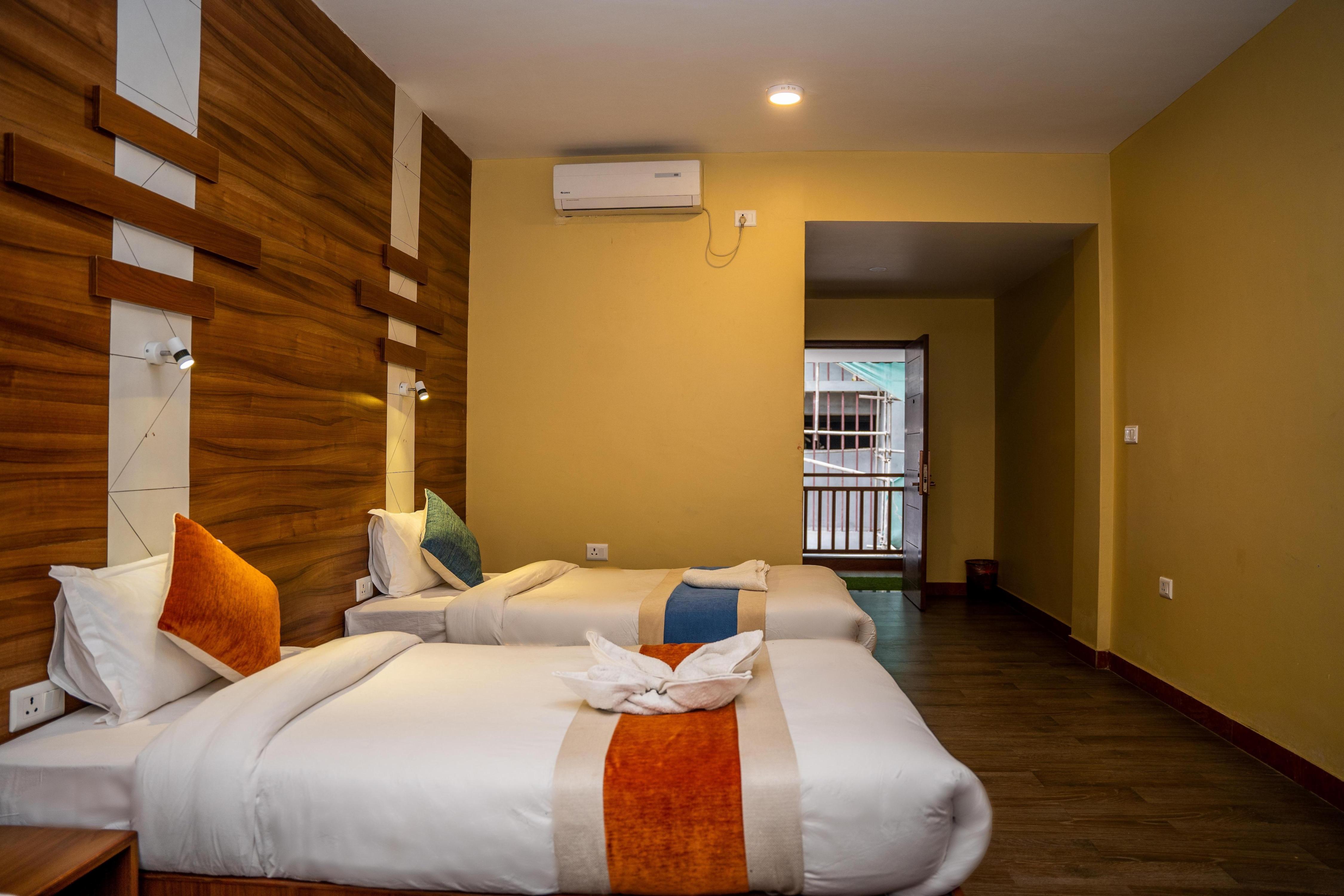 Hotel Glory Garden Room Type - Deluxe Family Room Hotel Glory Garden Room Type - Deluxe Family Room