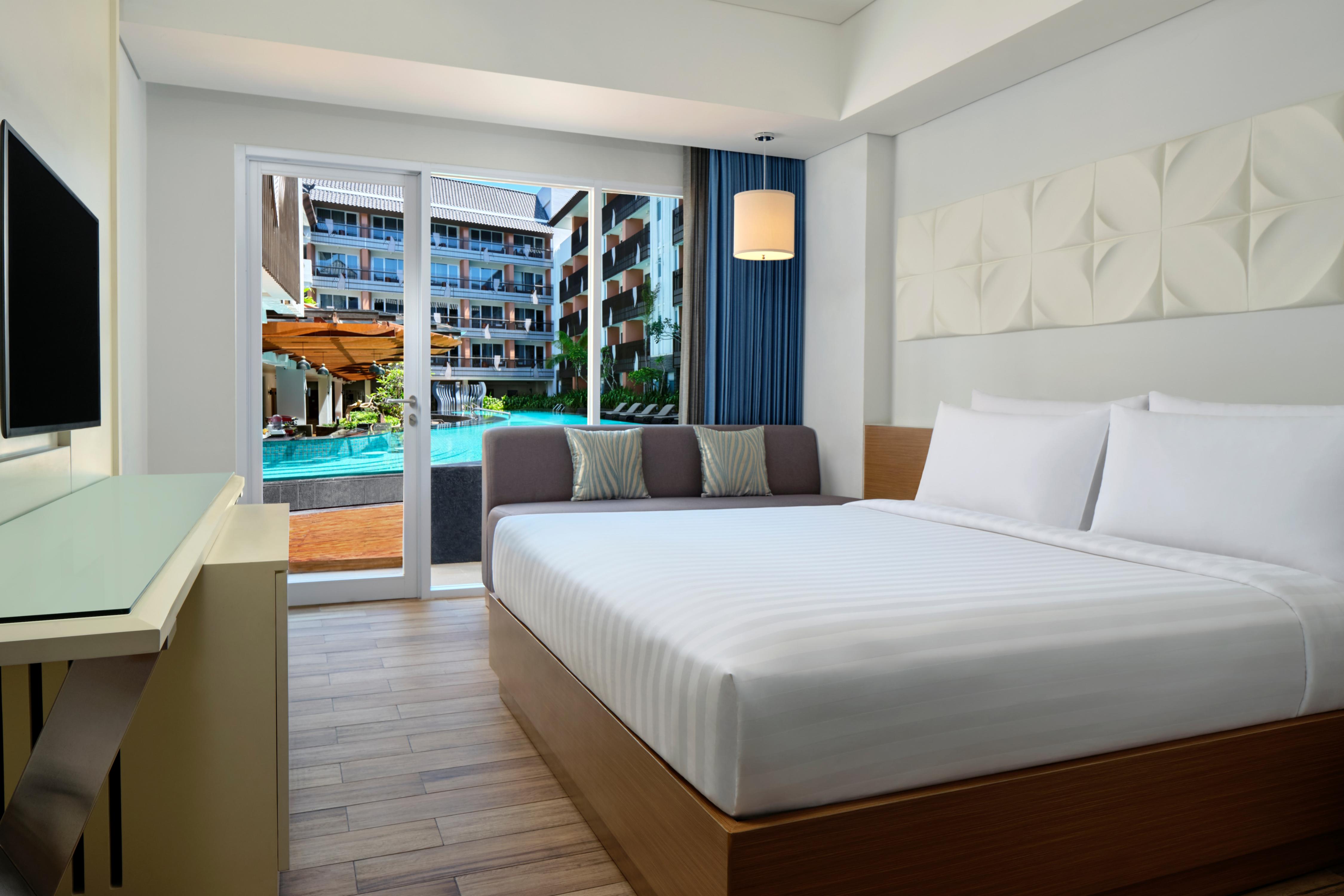 Fairfield by Marriott Bali Kuta Sunset Road - Tap to explore photos