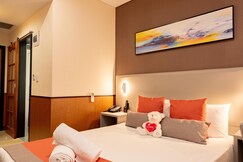 YEHS Hotel Sydney QVB