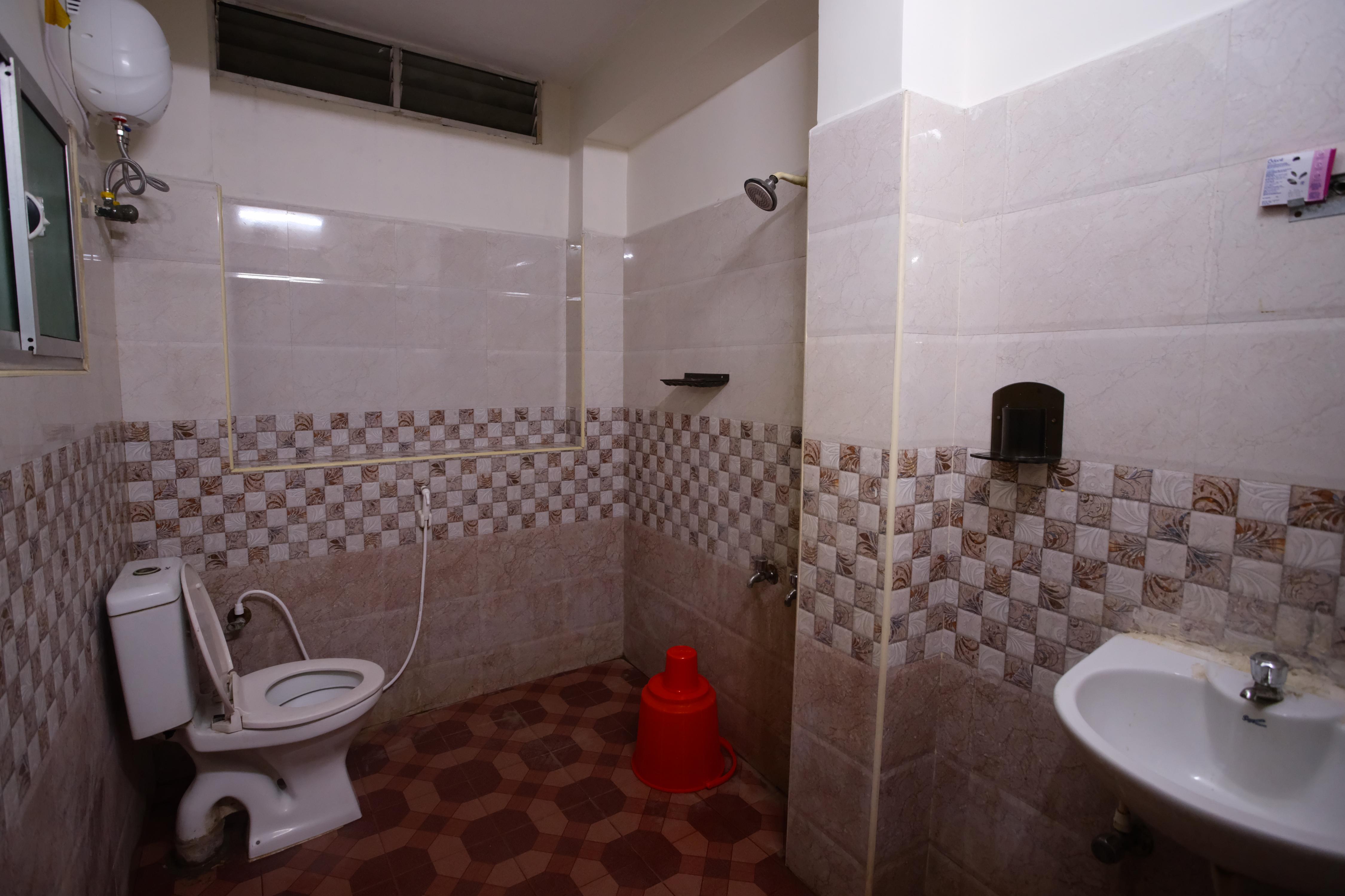 Ganesh Guest House - Tap to explore photos