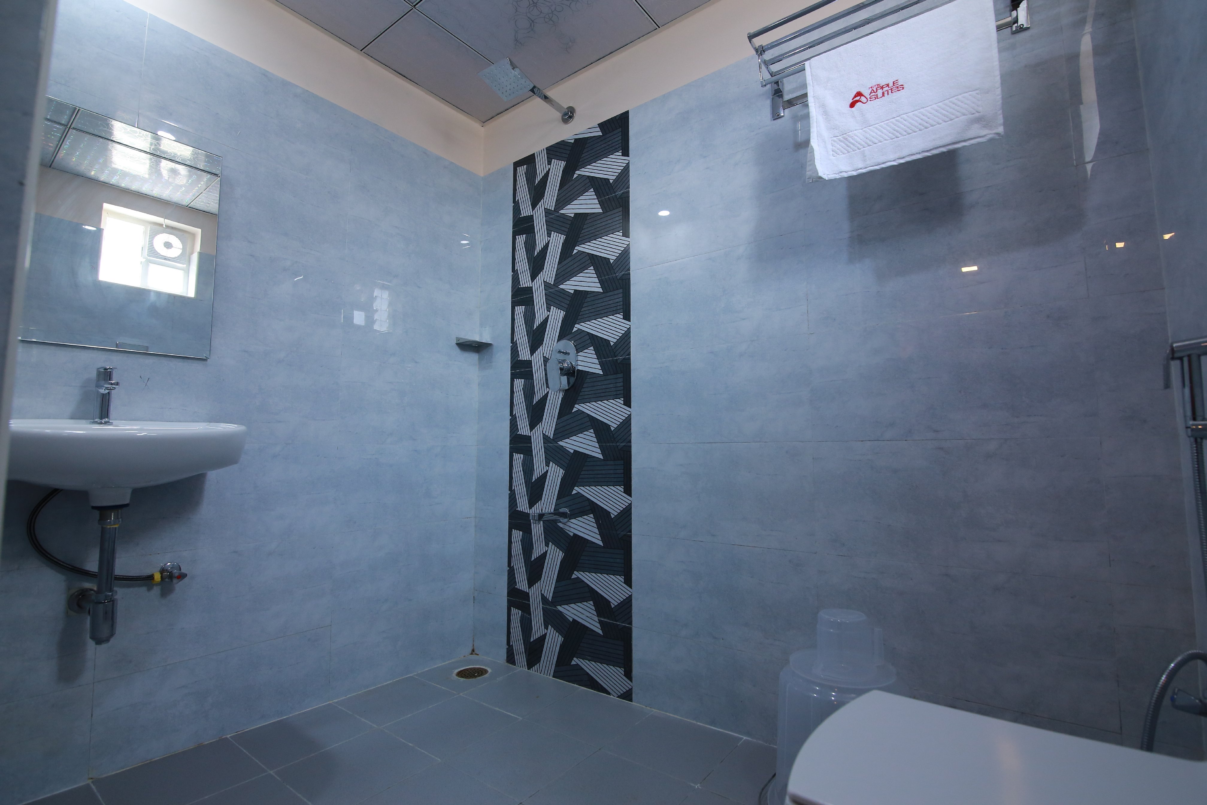 Apple Suites - Gandhi Nagar - Tap to explore photos