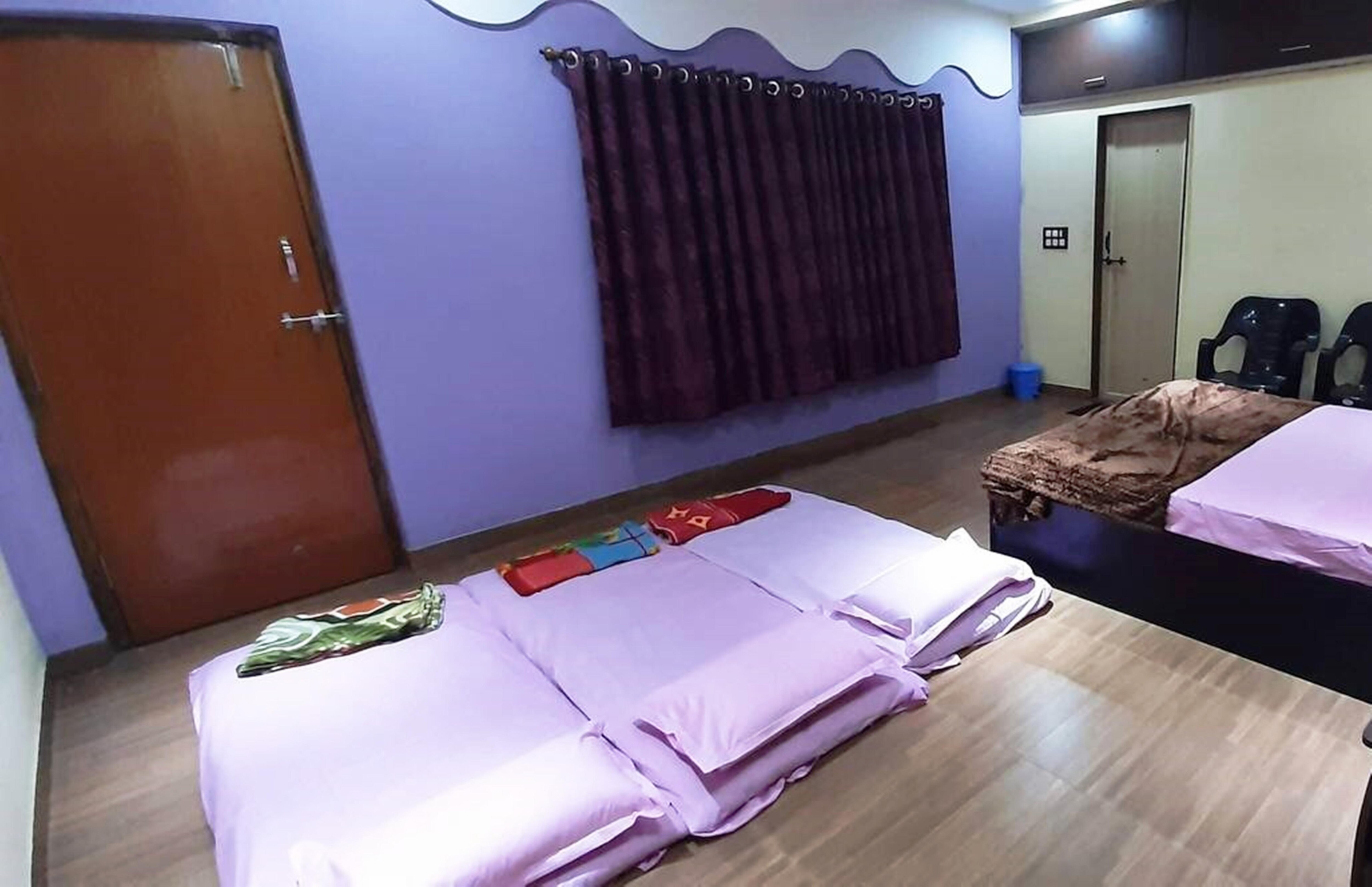 Dhara Resort and Homestay - Tap to explore photos