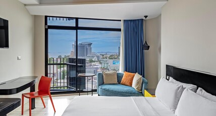Siam@Siam Design Hotel Pattaya Room Type - Deluxe 1 King
