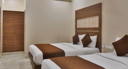 SKB Hotels Room Type - Triple Bed Ac
