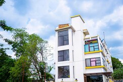 THE SONARTAREE HOTEL AND RESTAURANT