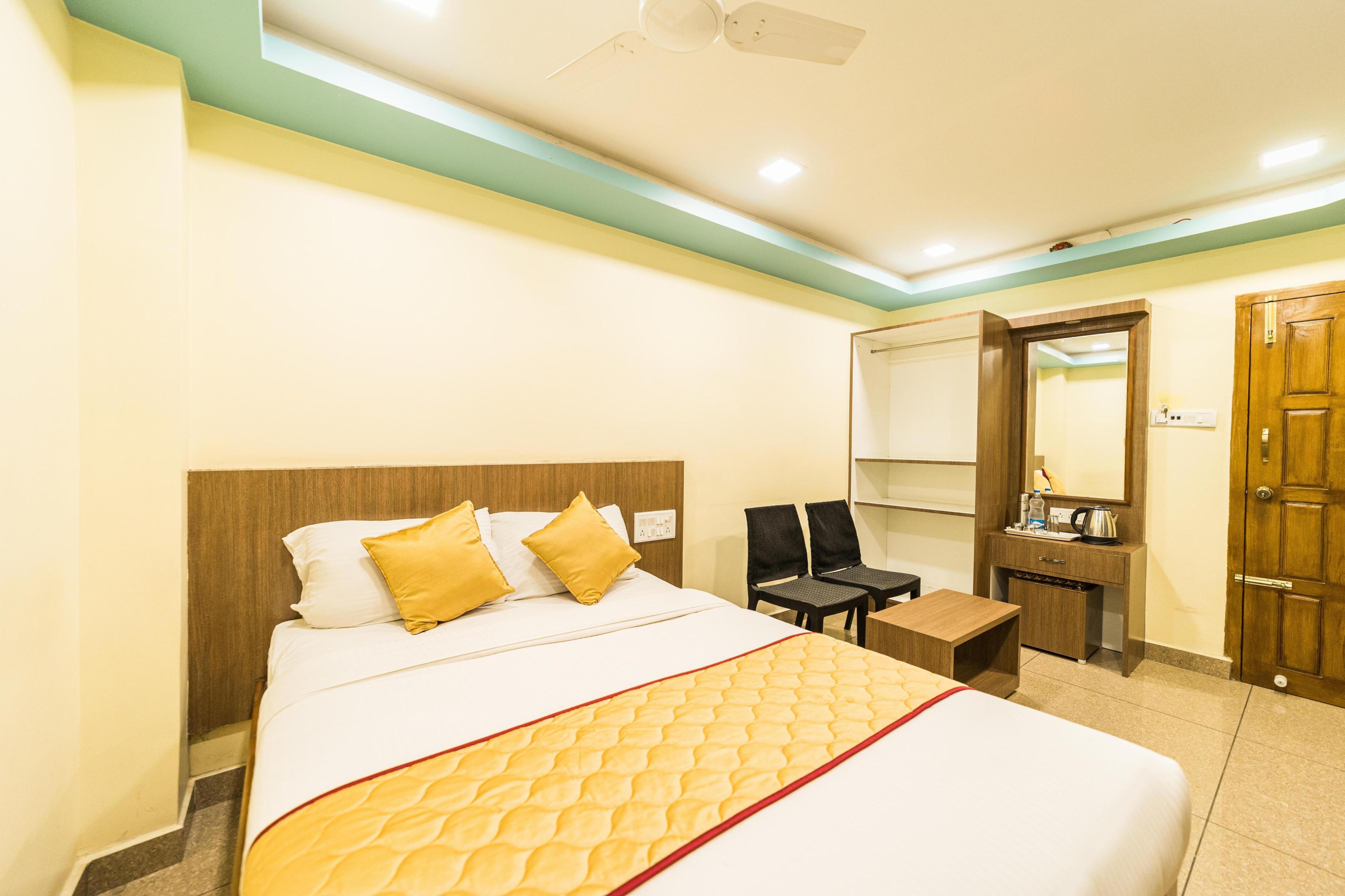 SAU RESIDENCY Room Type - Double Room AC