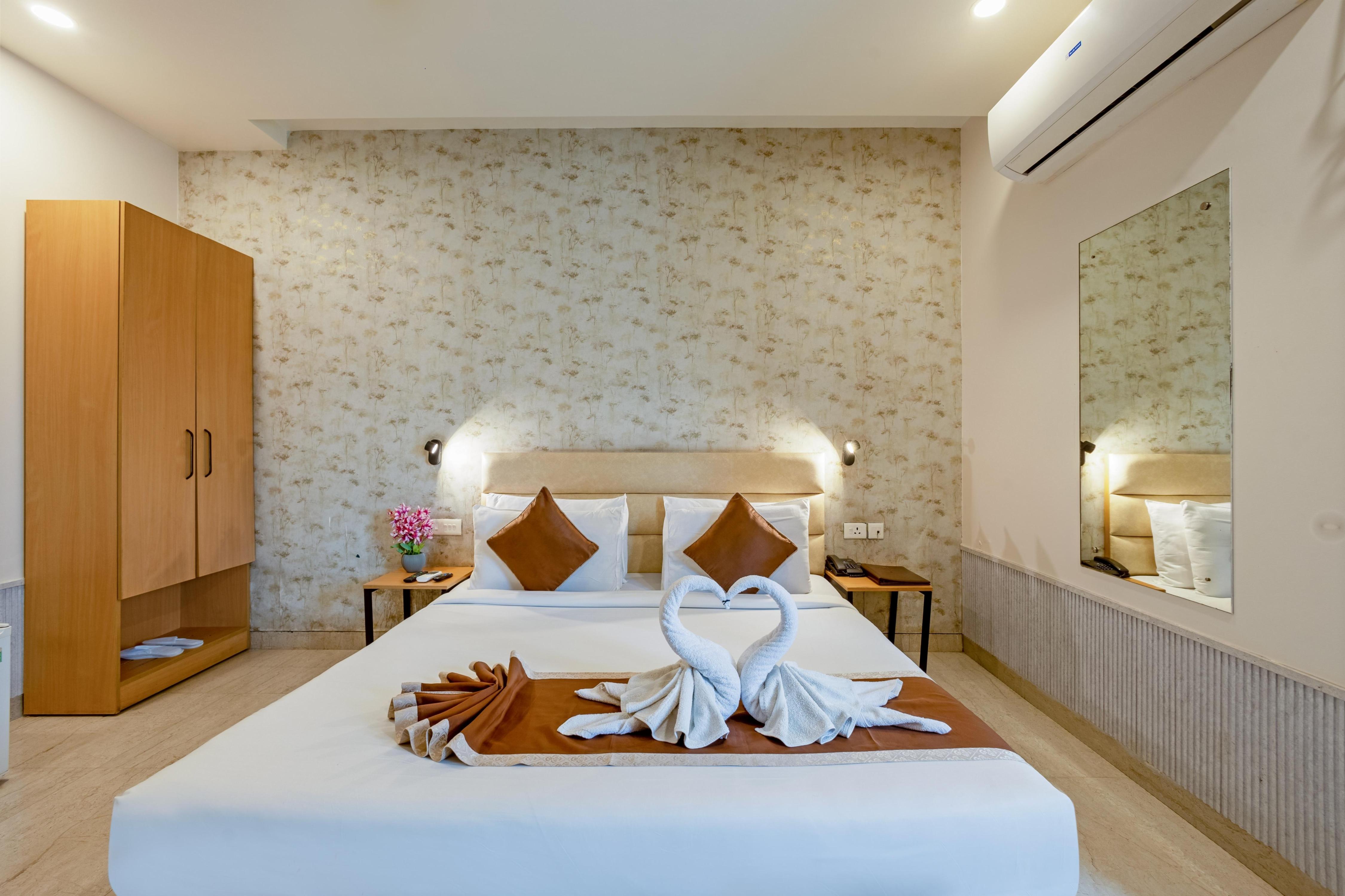 Aadat Hotel Subhash Chowk - Tap to explore photos