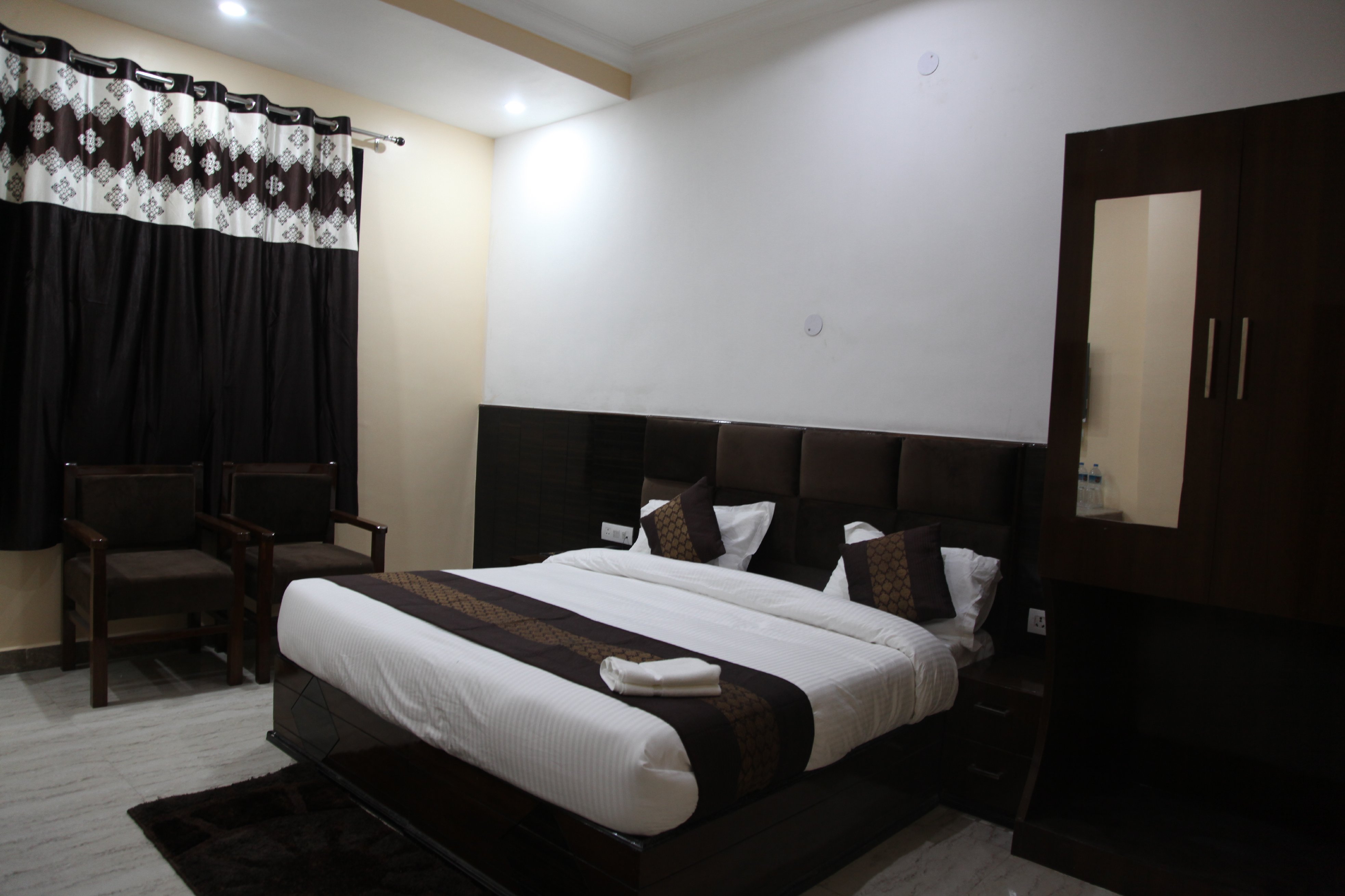 Hotel Highway, Udhampur Room Type - Super Deluxe Room