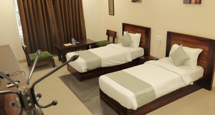 Shubham Grand Premium || Near KIIT, DLF Cyber City & Infocity|| Room Type - Deluxe Twin Bed